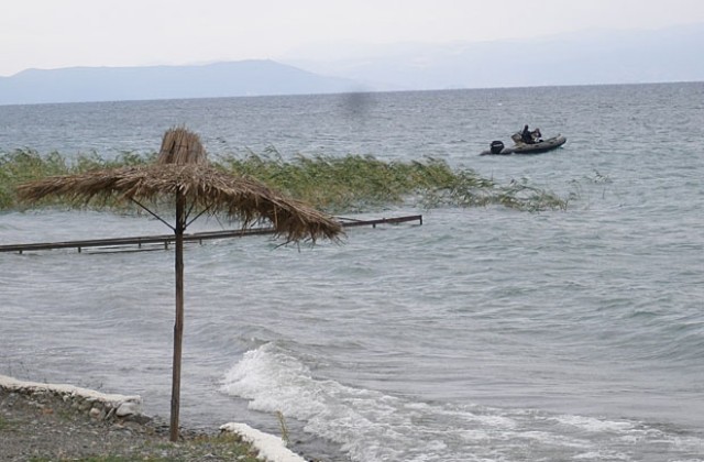 Разпитват в Антон оцелелите при инцидента в Охридското езеро