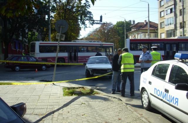 Две деца са пострадали при катастрофата тази сутрин