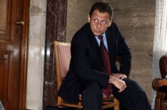 Шефът на НСО иска повече гардове