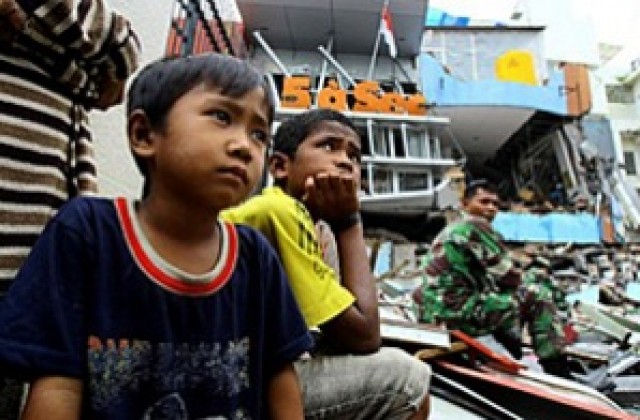 Индонезия призова за спешна международна помощ
