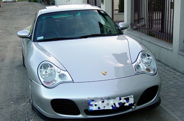 Сребристото остава най-популярният автомобилен цвят