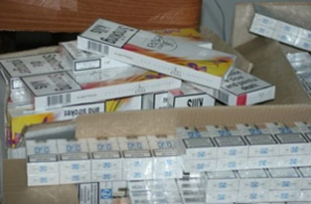 Подгониха нелегалните търговци на цигари на Женския пазар