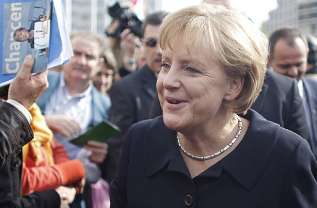 Меркел разкритикува Google за нарушаване на авторското право