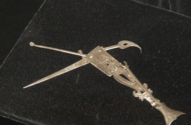 Древен хирургически инструмент – една от забележителностите на музея в Търговище