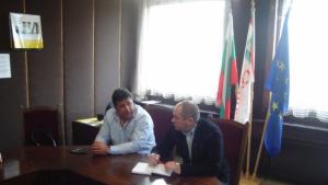 Депутати от ГЕРБ откриха приемна в Гулянци
