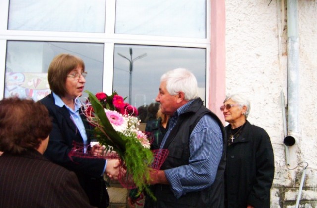 Цецка Цачева се срещна с жители на Тодорово