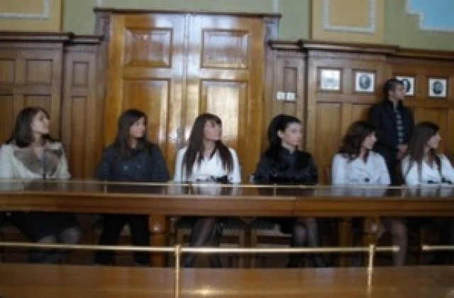 25 ученици от Пловдив ще бъдат евродепутати за един ден в Страсбург