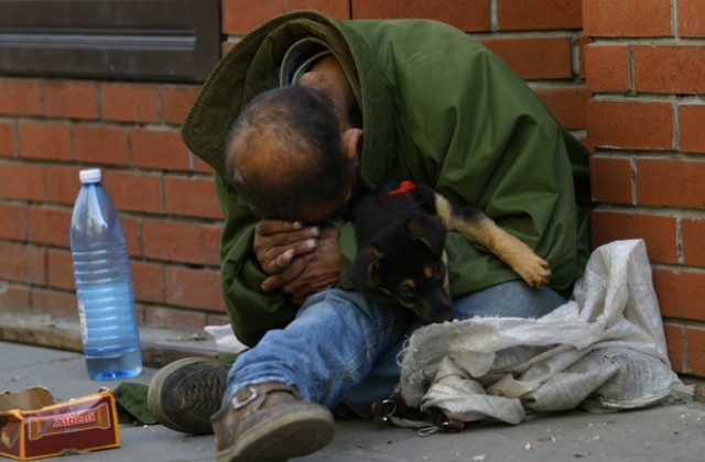 Какво означава да си крайно беден?