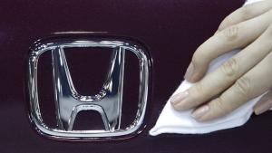 Печалбата на Honda падна с над 50