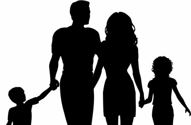 Кризата удари и разводите