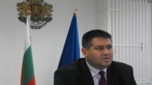 И разградският представител на Доган не ходил на работа редовно