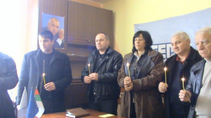 Жители на Долна Митрополия представиха проблемите си пред депутати от