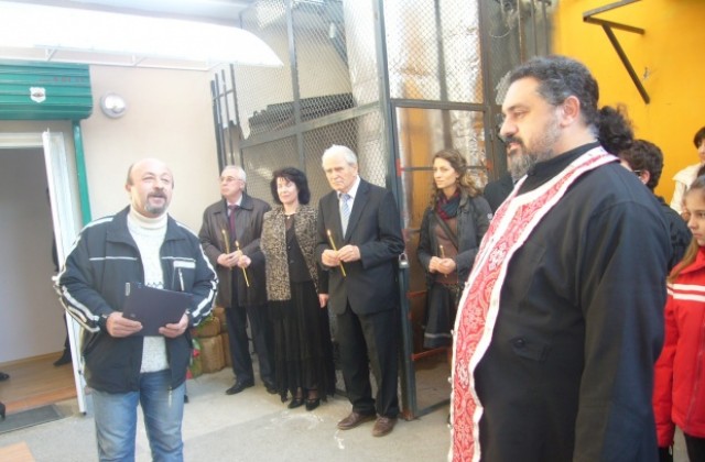 Модерно общежитие за НУМСИ