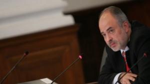 823 е безработицата за октомври