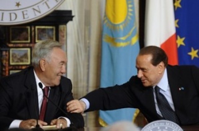 Берлускони похвали плодовитостта на казахстанските мъже