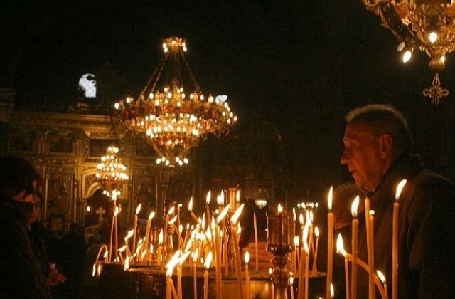 Православната църква почита паметта на Св. Архангел Михаил