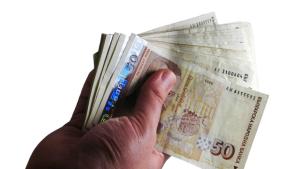 Приходите от продажби се свили с 19 през септември на