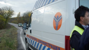 Хванаха служители на ДАИ с подкуп