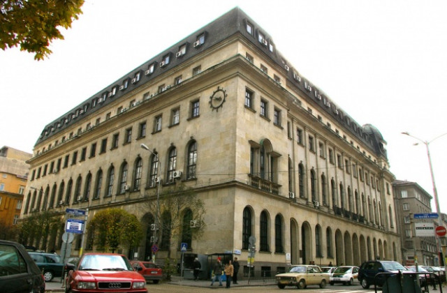 Синдикатите критикуват плановете за преструктуриране на „Български пощи