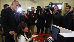Обаждане на телефонната линия за деца предотврати отвличане