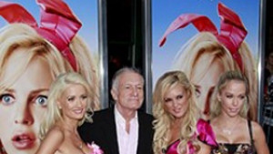 Хю Хефнър продава Playboy за 300 милиона
