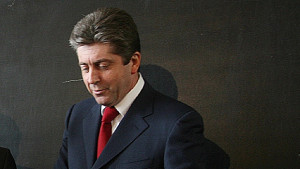 Първанов Нормално е да има полемика между мен и премиера