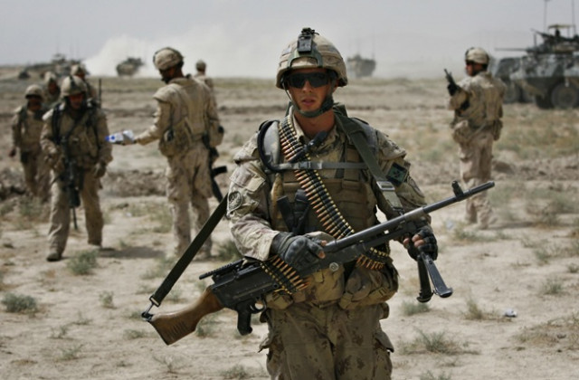 Колебанието на САЩ за Афганистан вреди на Великобритания