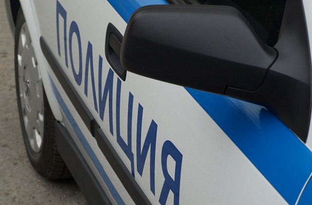 Смолянски полицаи приютиха бездомни деца