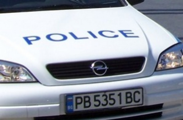 Трима изнасилиха непълнолетна