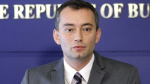 Н Младенов Парите за втората половина на 2009а са изхарчени