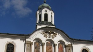 Все повече хора с психични разстройства се уповават на църквата