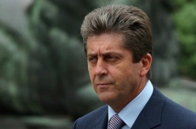 Президентът отдава почит на Вапцаров във Варна