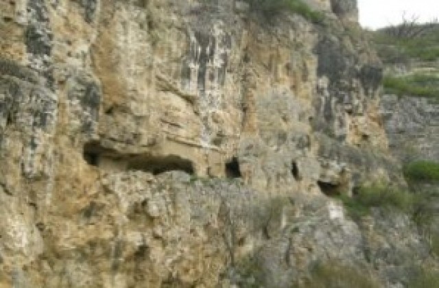 Разходка до Големия Нисовски манастир