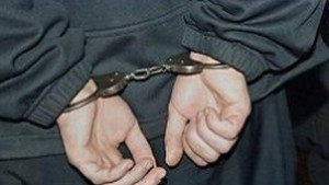 31 годишна дряновка открадна телефон от търговски обект