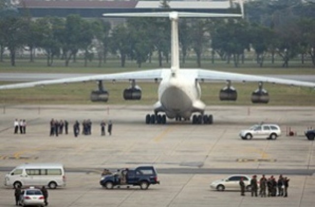 Тайландските власти конфискуваха над 35 тона оръжия на борда на самолет