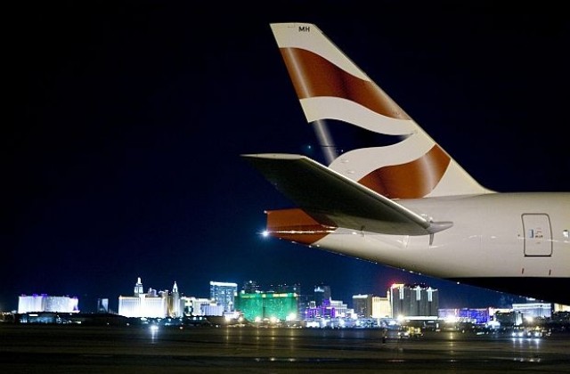 Пилоти и стюардеси на British Airways обявиха, че ще стачкуват по Коледа