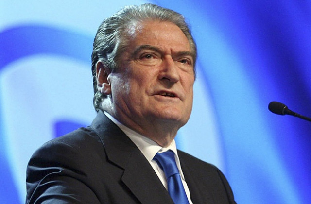 Преизбраха албанския премиер за лидер на управляващата партия