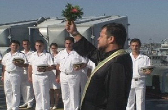 Военноморската база Бургас чества 65-годишнината от създаването си