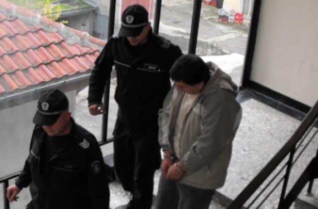 Съдът в Разград не пуска болен наркопласьор, ще се лекува в ареста