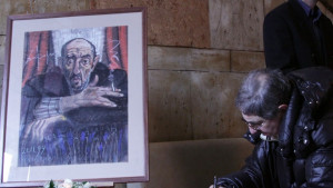 Последни аплодисменти за Коко Азарян