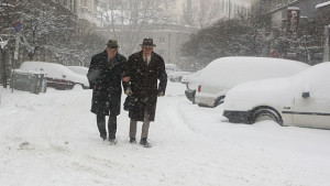 75 души са пострадали от заледените улици в София