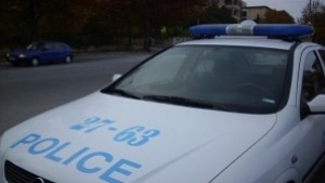Хванаха млад мъж набил старица и й откраднал 54 лв