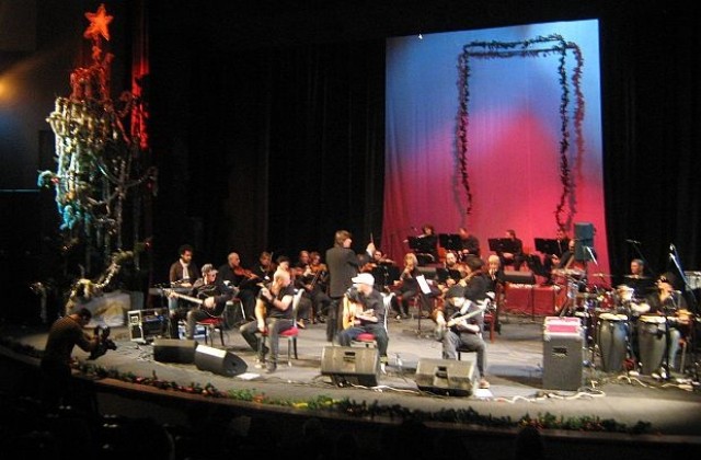 „D2” и оркестърът на Камерна опера зарадваха благоевградчани с концерт