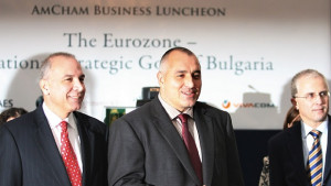 Може да намалят ДДСто с 3 през 2011а