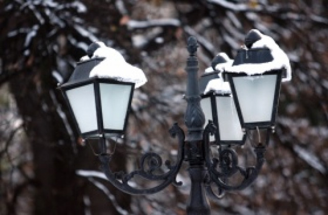 До 5 януари ЧЕЗ няма да спира тока заради неплатени сметки