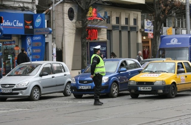 Пиян софиянец предизвика ПТП, друг неправоспособен карал с 2.50 промила