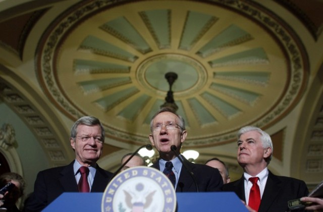 Сенатът одобри предложената от Обама здравна реформа