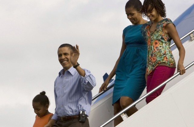 Семейството Обама празнува Коледа в Хавай