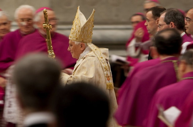 Мерките за сигурност на папата са строги, но недостатъчни