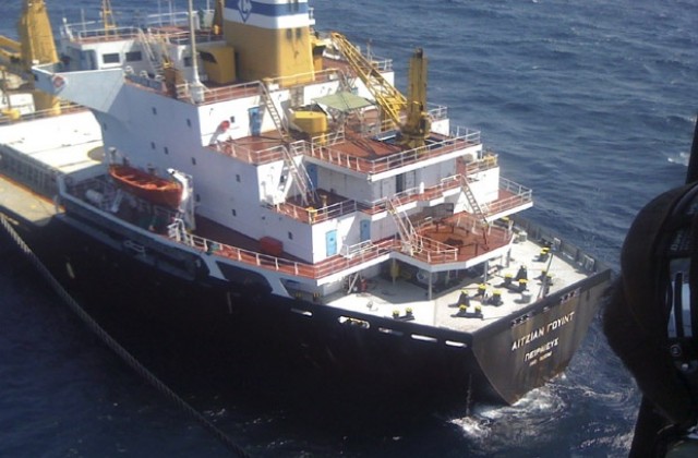 9 души са загинали при пожар на гръцки кораб